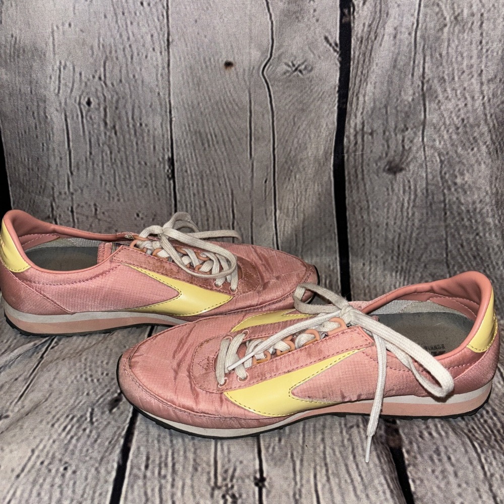 Brooks Vantage Heritage Collection Women Shoes Size 8.5